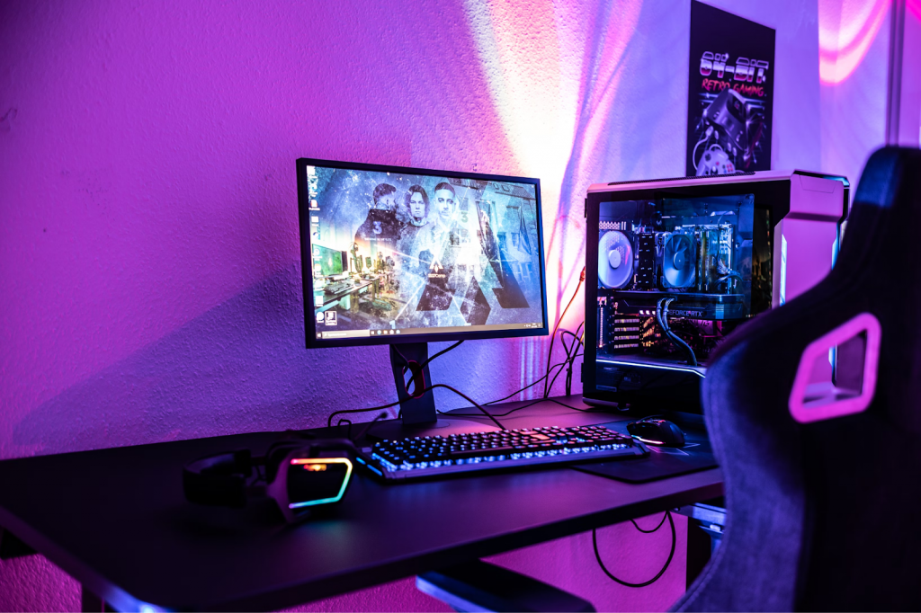 https://unsplash.com/photos/a-desk-with-a-computer-and-a-gaming-chair-2C0Z7FeTyuA
